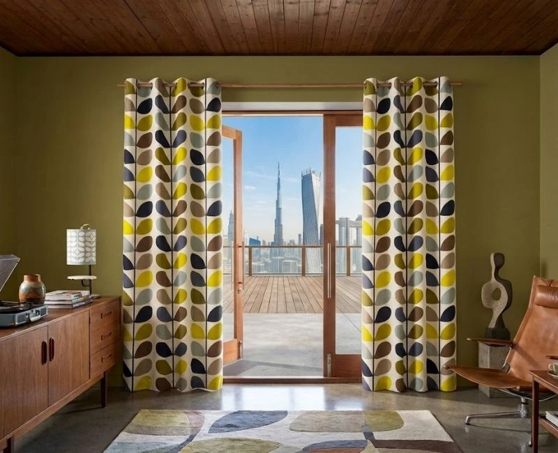 Modern Eyelet Curtains In Dubai