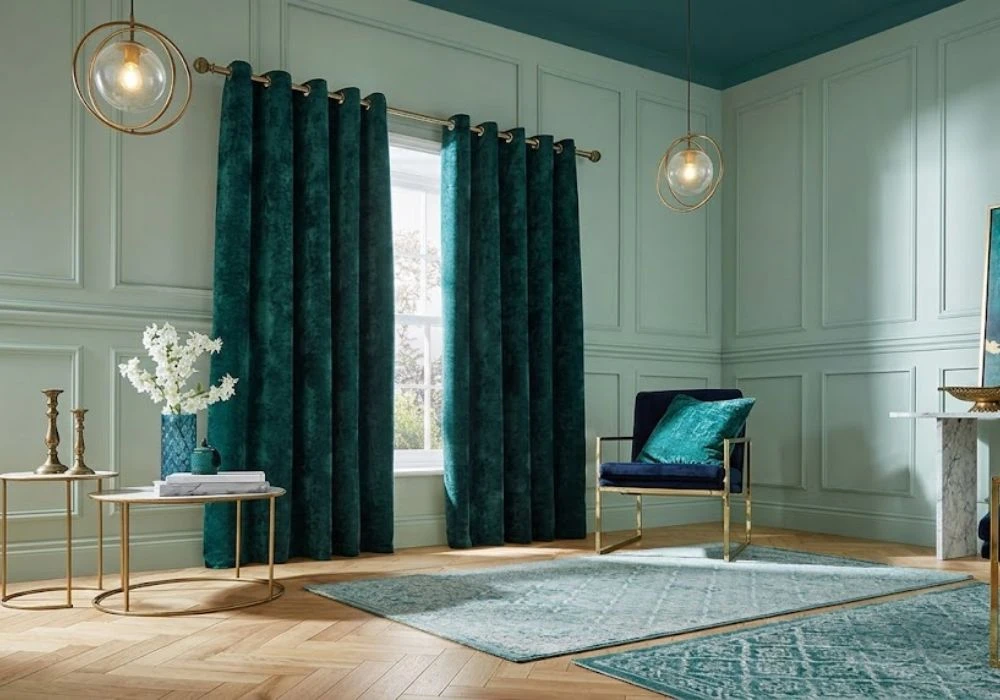 Luxury Eyelet Curtains In Dubai Villa