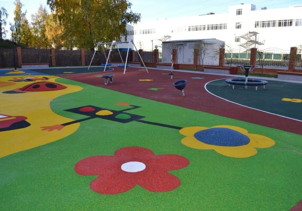Flower graphics green EPDM rubber playground floor