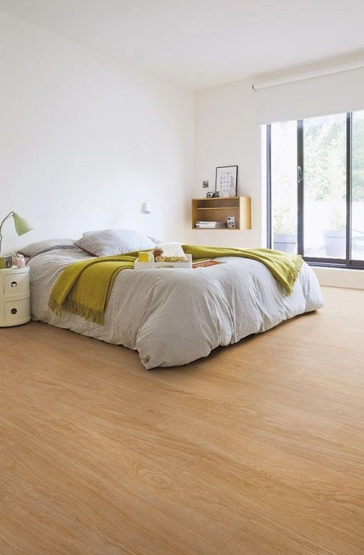 Minimalist modern bedroom light oak vinyl flooring