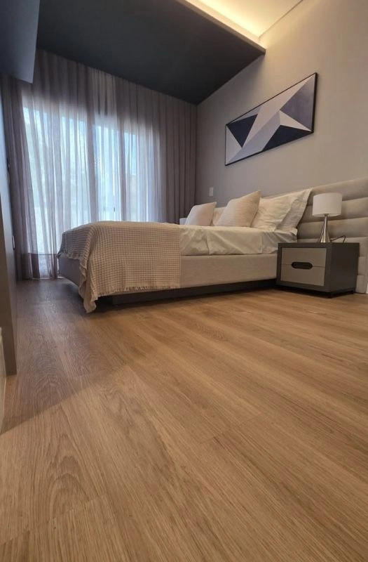 Modern bedroom interior light SPC wood flooring