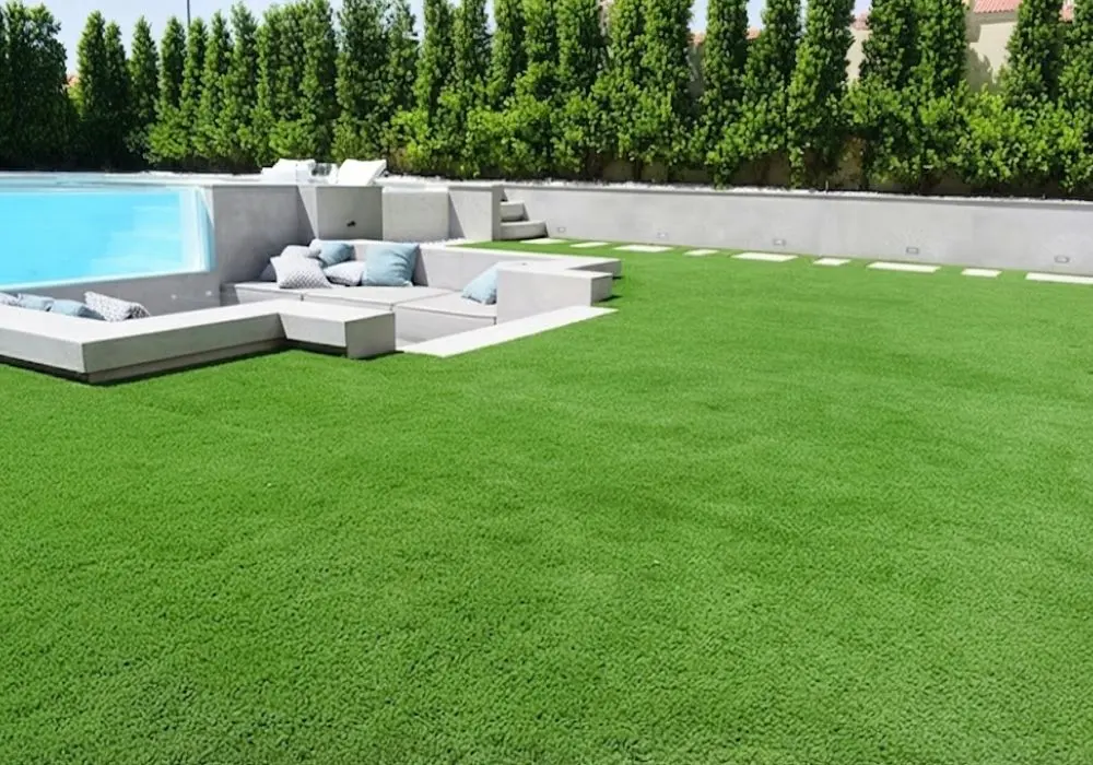 Premium artificial grass near pool in Dubai