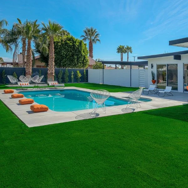 Premium artificial grass poolside lawn in Dubai