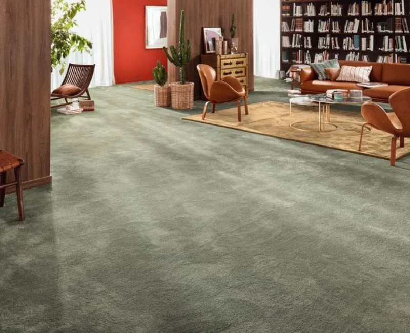 Green wool carpet in Dubai office space