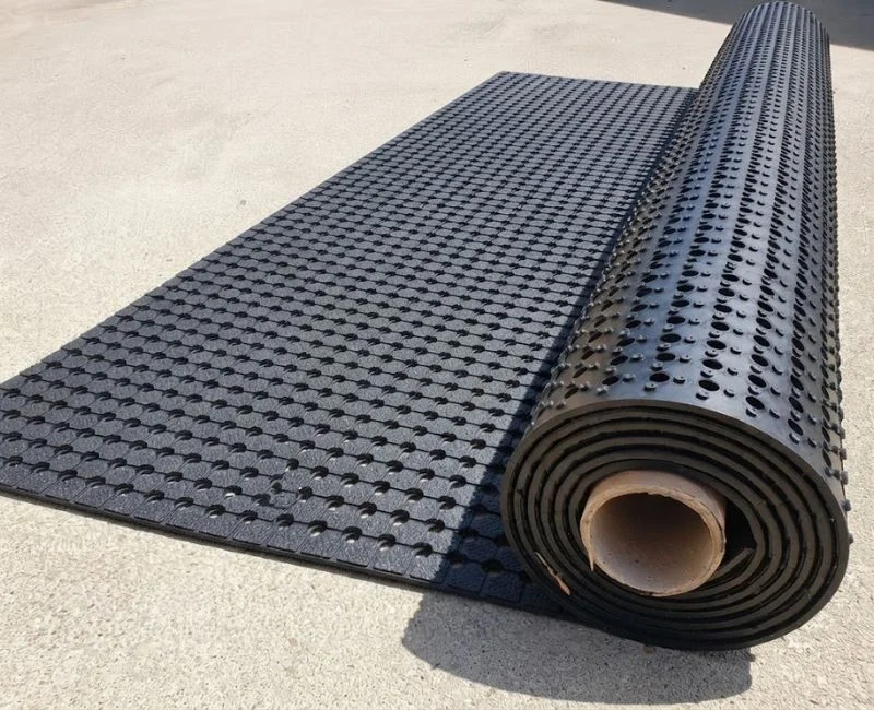 Textured drainage rubber mat roll Dubai