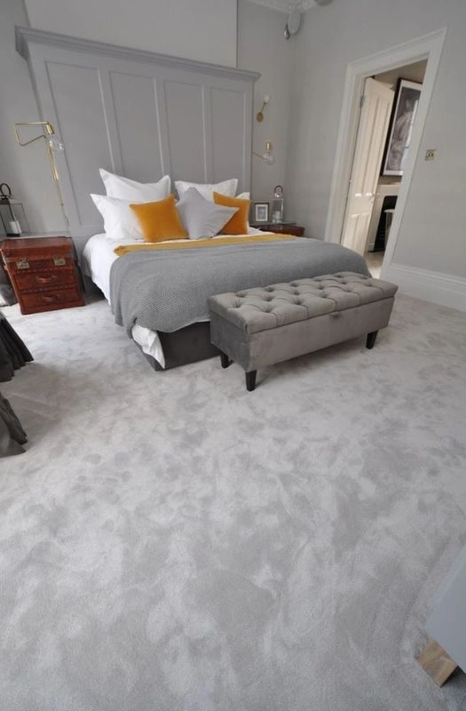 Plush Grey Bedroom Wall Carpets