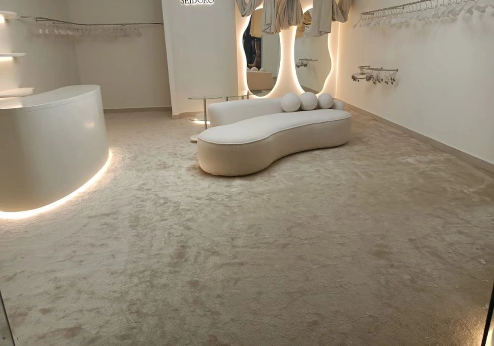 Neutral wool carpet in Dubai showroom floor